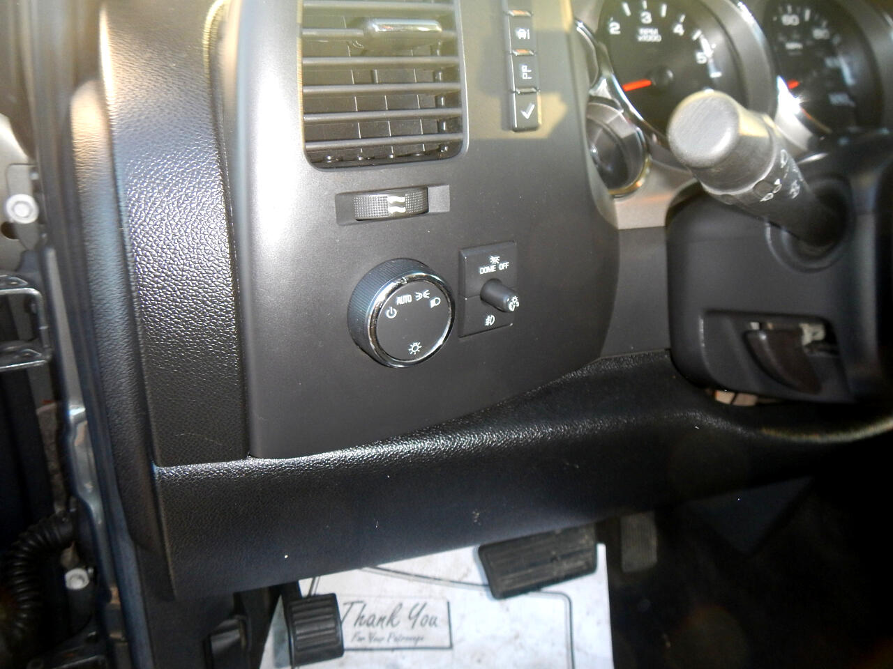 Chevrolet Silverado 1500 LT Crew Cab 4WD 2011