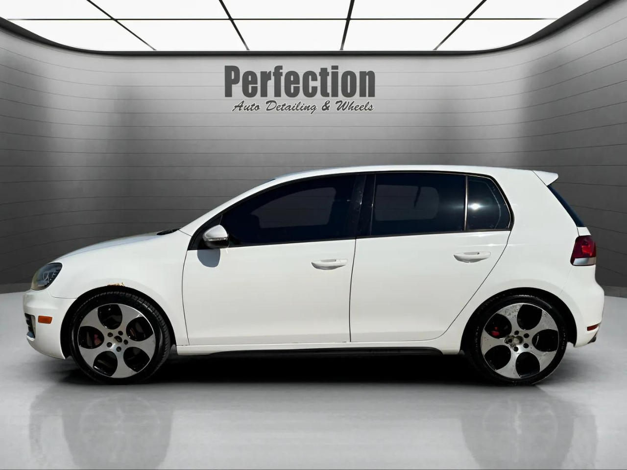 2012 Volkswagen Golf GTI photo 2