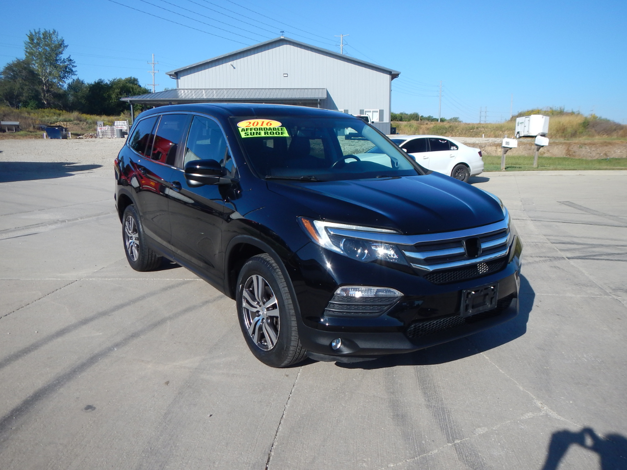 2016 Honda Pilot EX-L photo 18