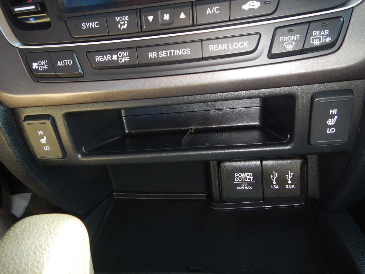 2016 Honda Pilot EX-L photo 46