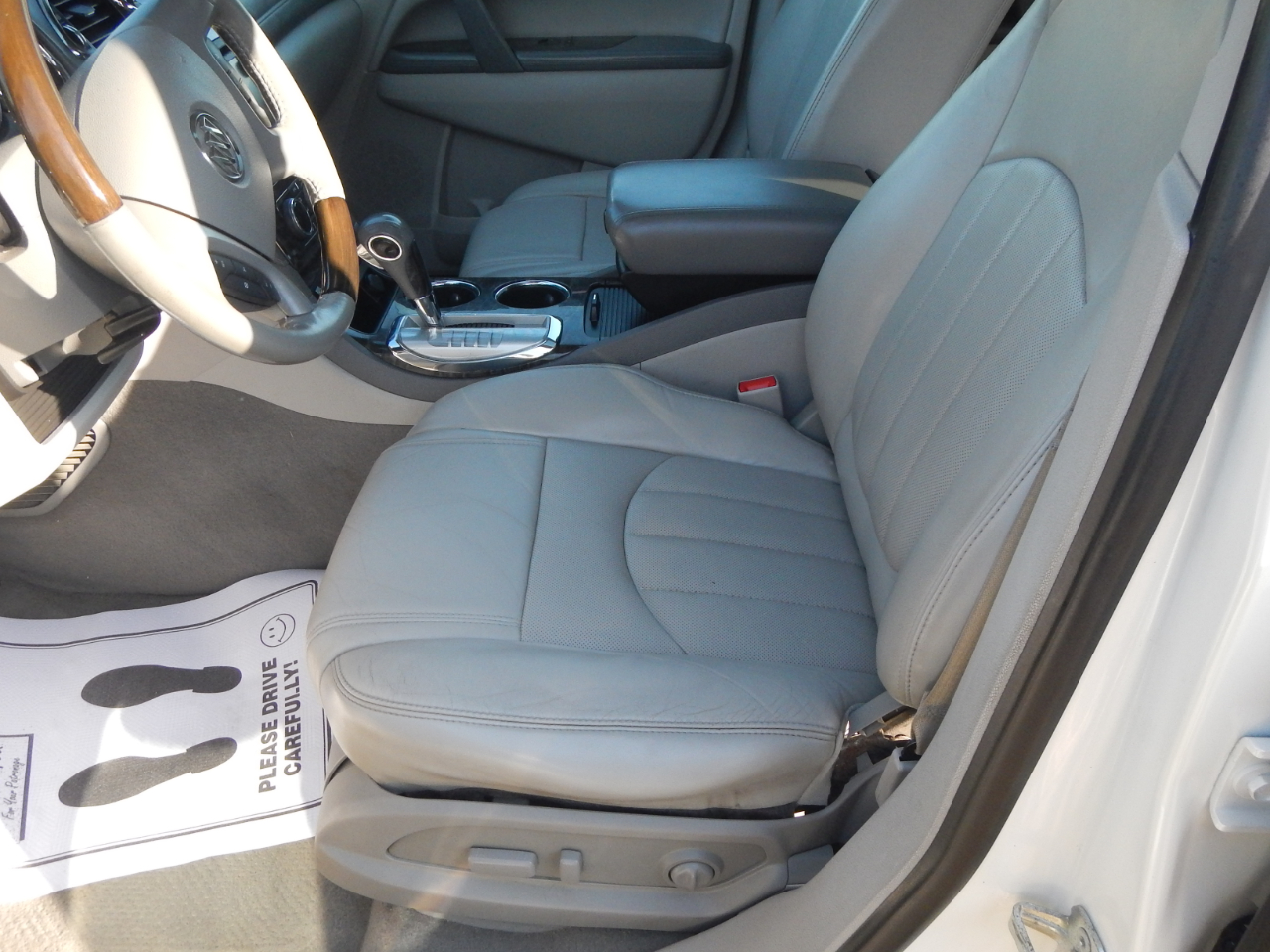 2014 Buick Enclave Leather photo 8
