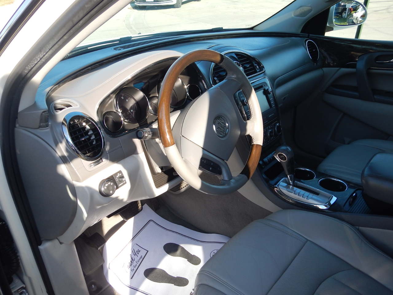 2014 Buick Enclave Leather photo 9