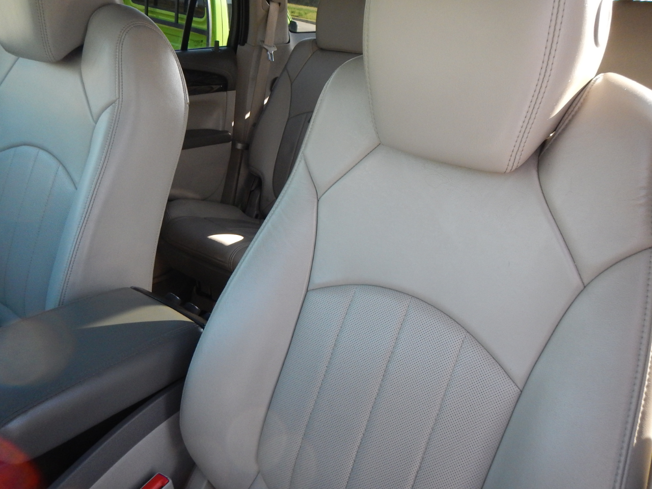 2014 Buick Enclave Leather photo 10