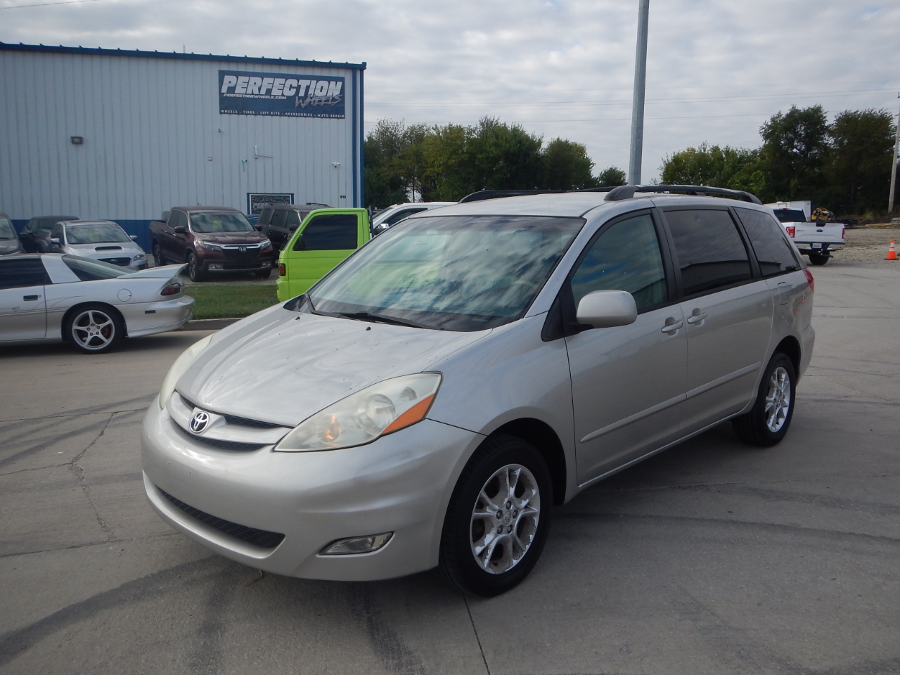 2006 Toyota Sienna XLE
