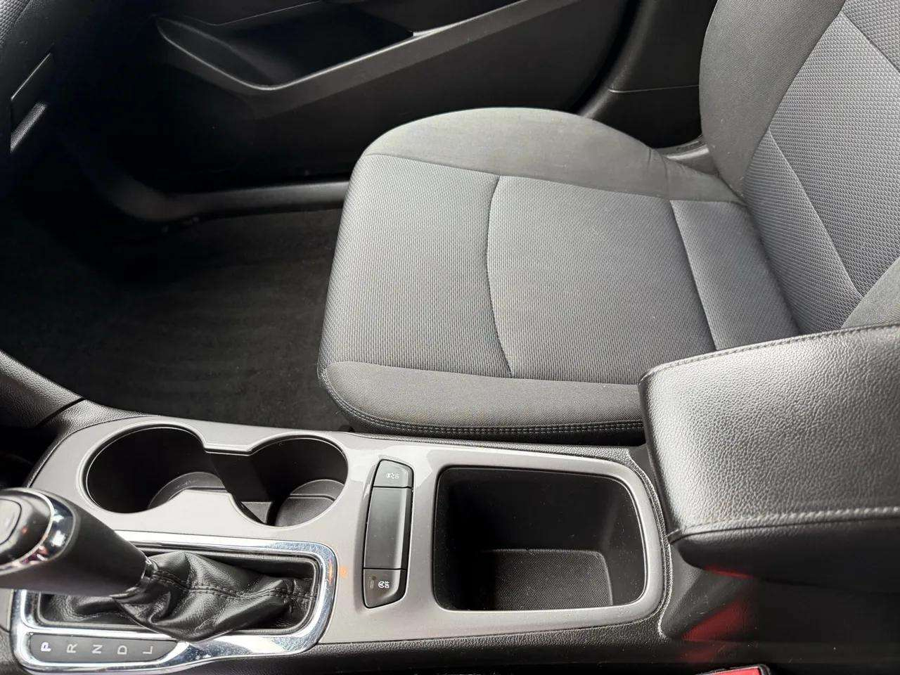 Chevrolet Cruze 4dr Sdn LT 2019 Chevrolet Cruze 4dr Sdn LT 2019