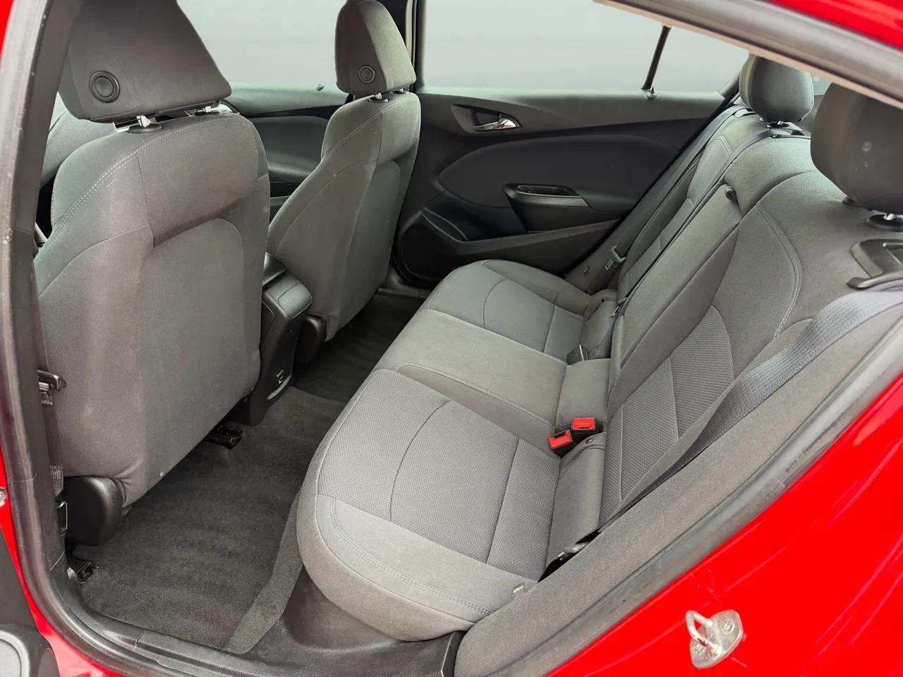 Chevrolet Cruze 4dr Sdn LT 2019 Chevrolet Cruze 4dr Sdn LT 2019