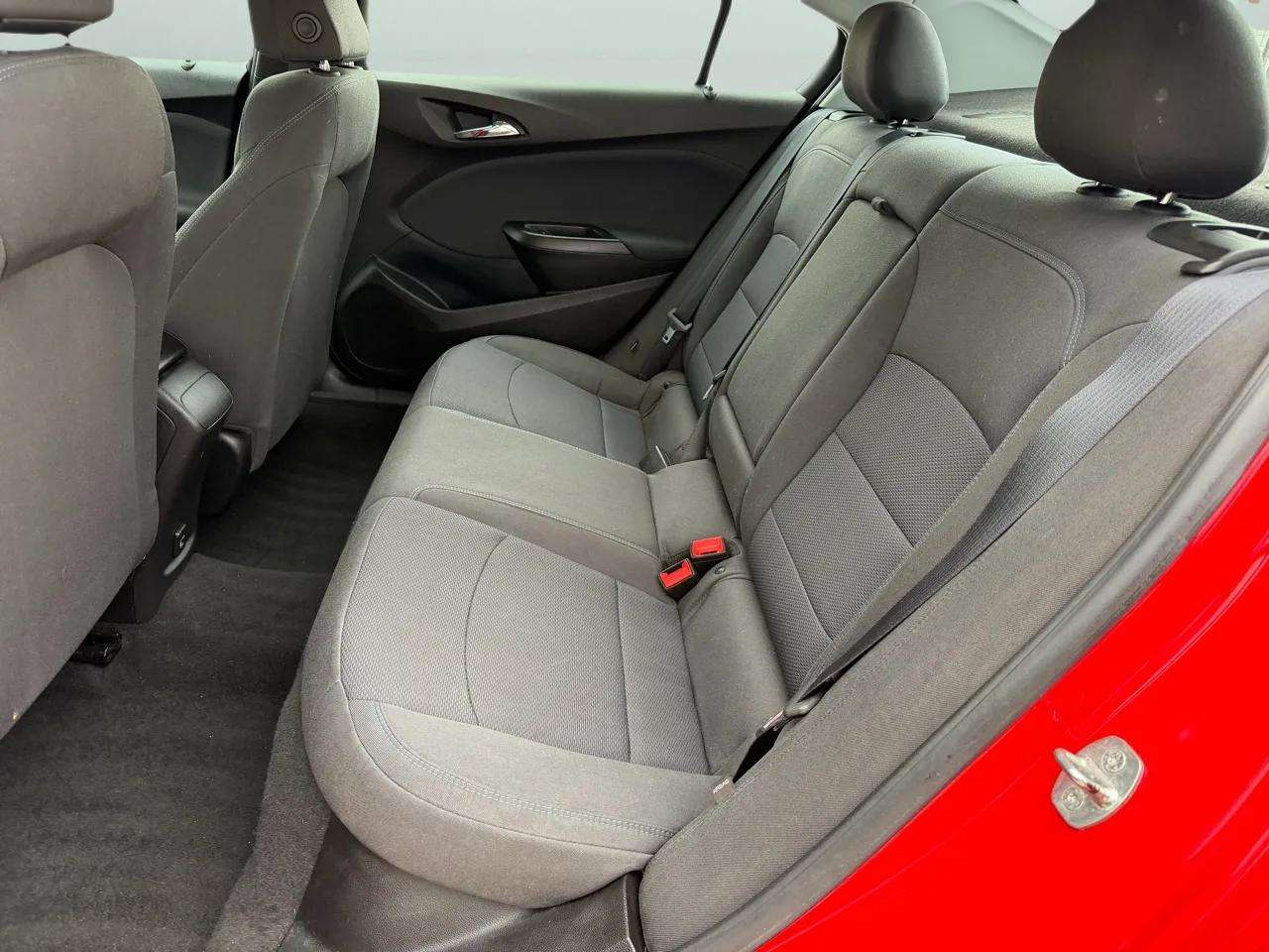 Chevrolet Cruze 4dr Sdn LT 2019 Chevrolet Cruze 4dr Sdn LT 2019