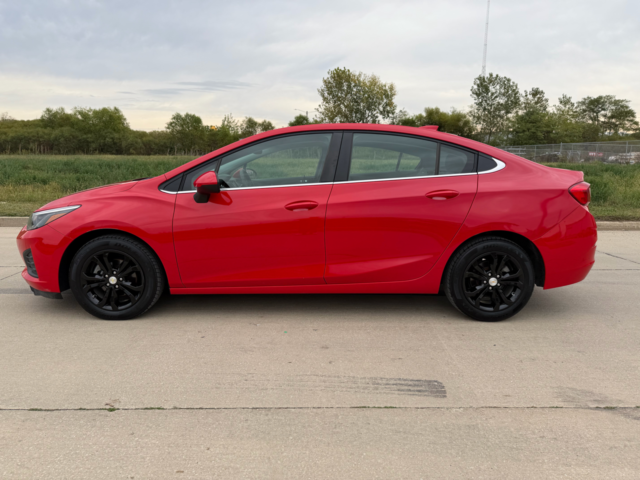 Chevrolet Cruze 4dr Sdn LT 2019