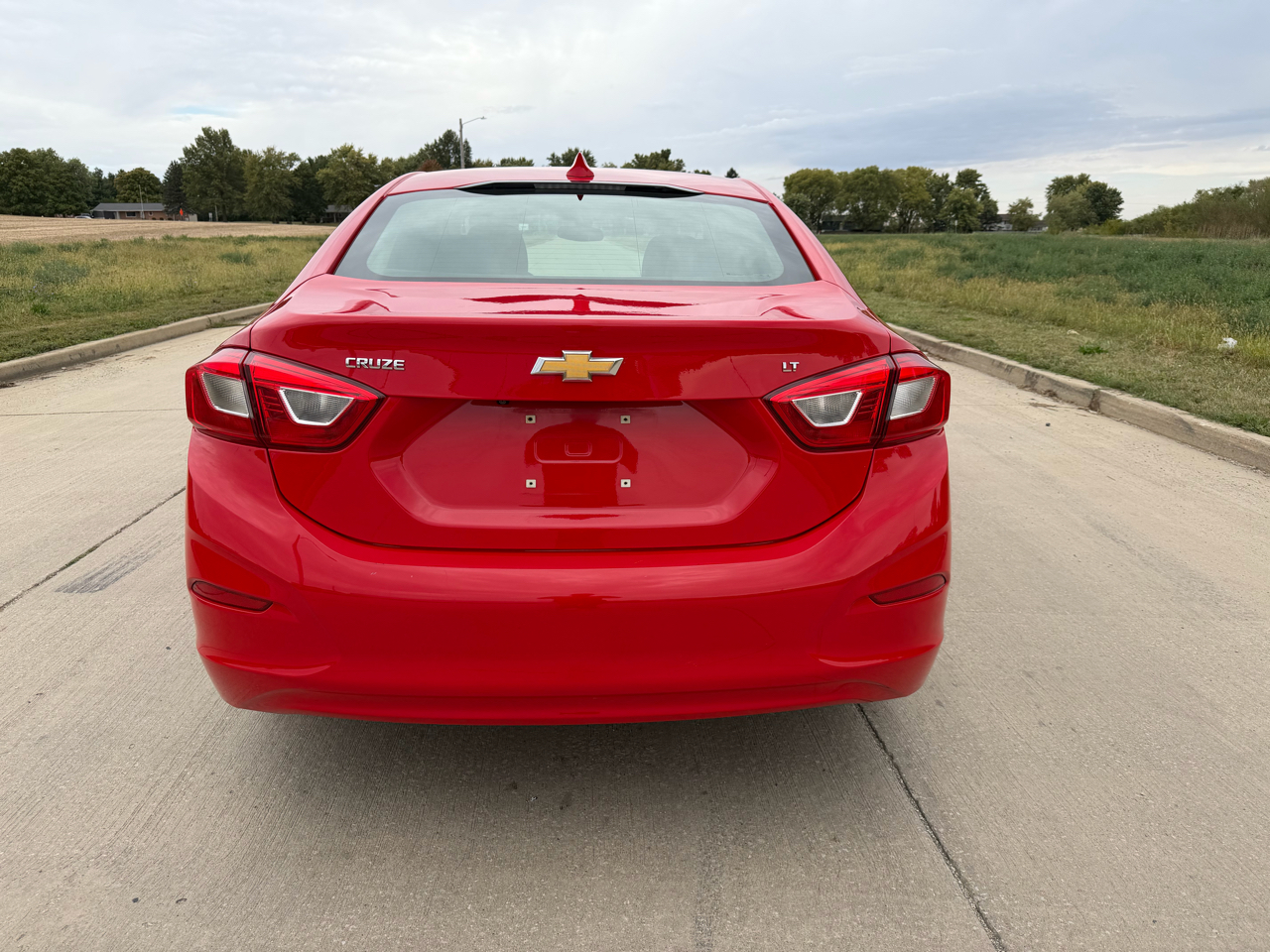 Chevrolet Cruze 4dr Sdn LT 2019