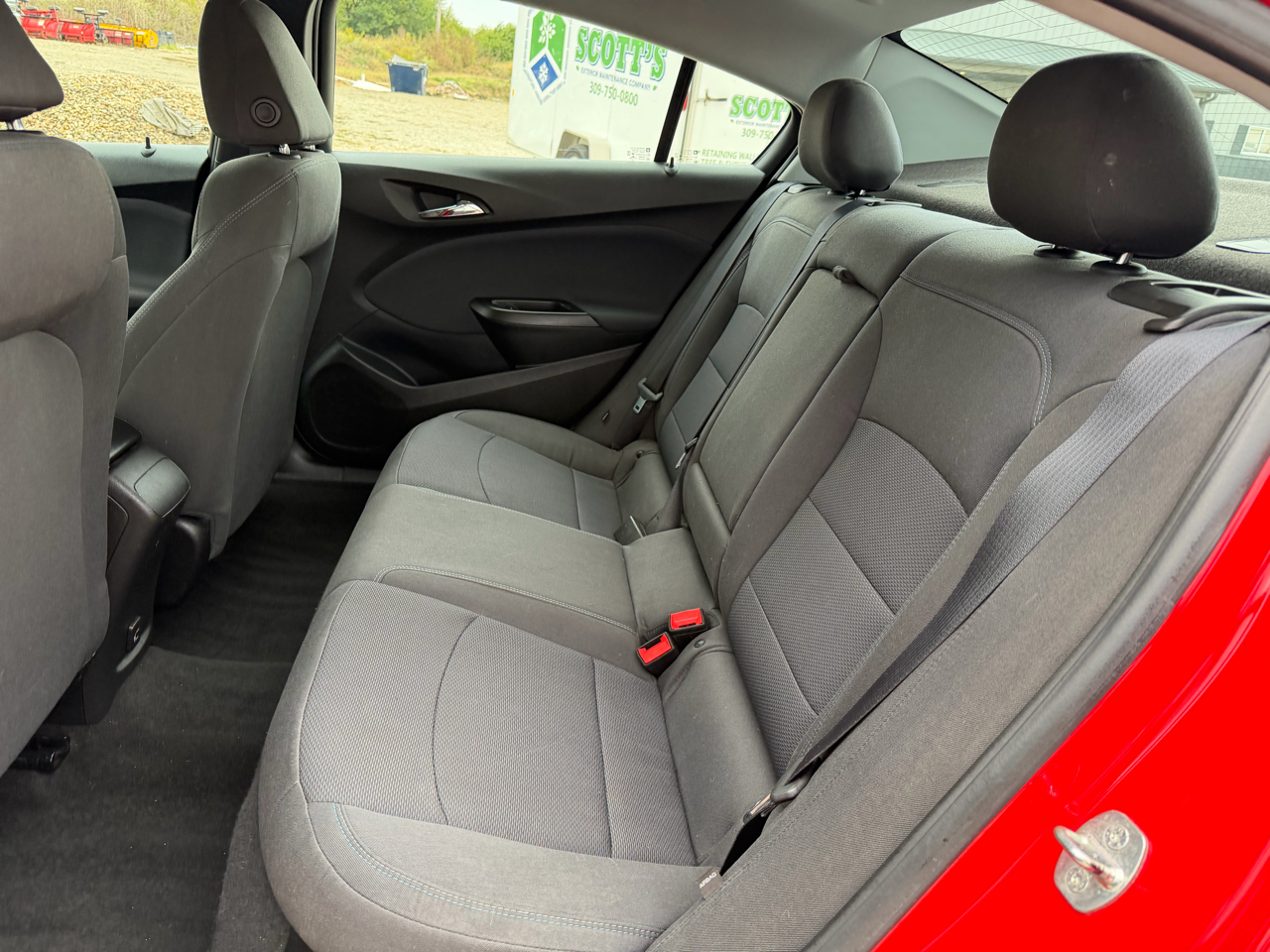 Chevrolet Cruze 4dr Sdn LT 2019