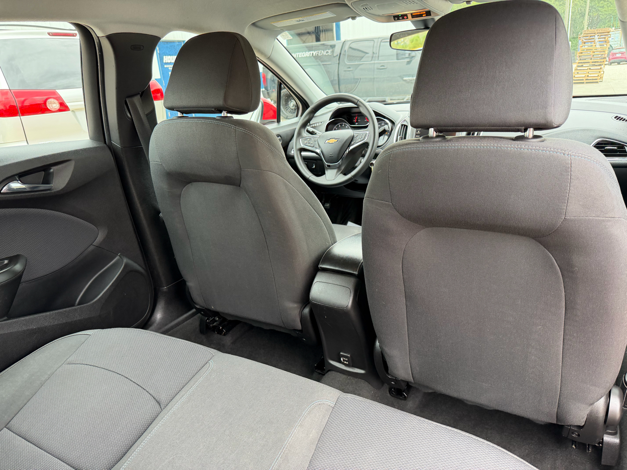 Chevrolet Cruze 4dr Sdn LT 2019