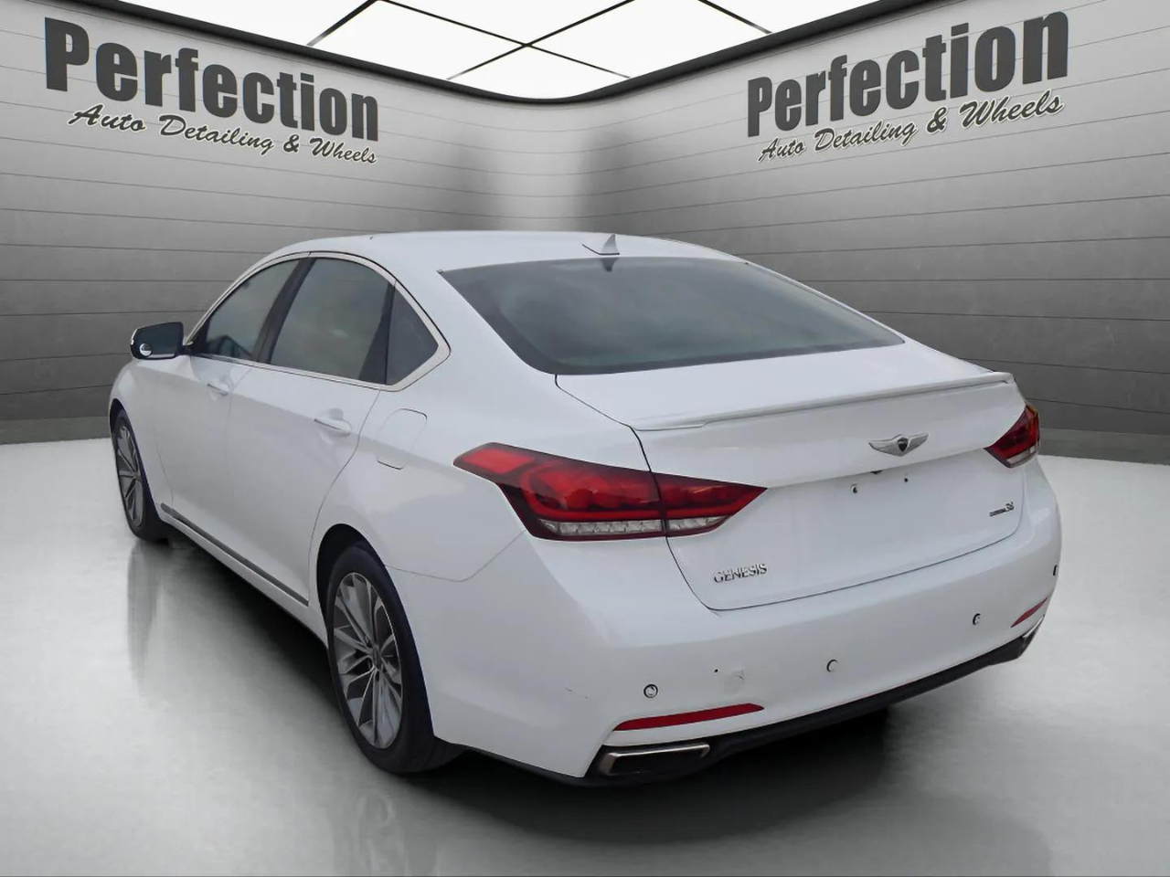 Hyundai Genesis 4dr Sdn V6 3.8L AWD 2016 Hyundai Genesis 4dr Sdn V6 3.8L AWD 2016