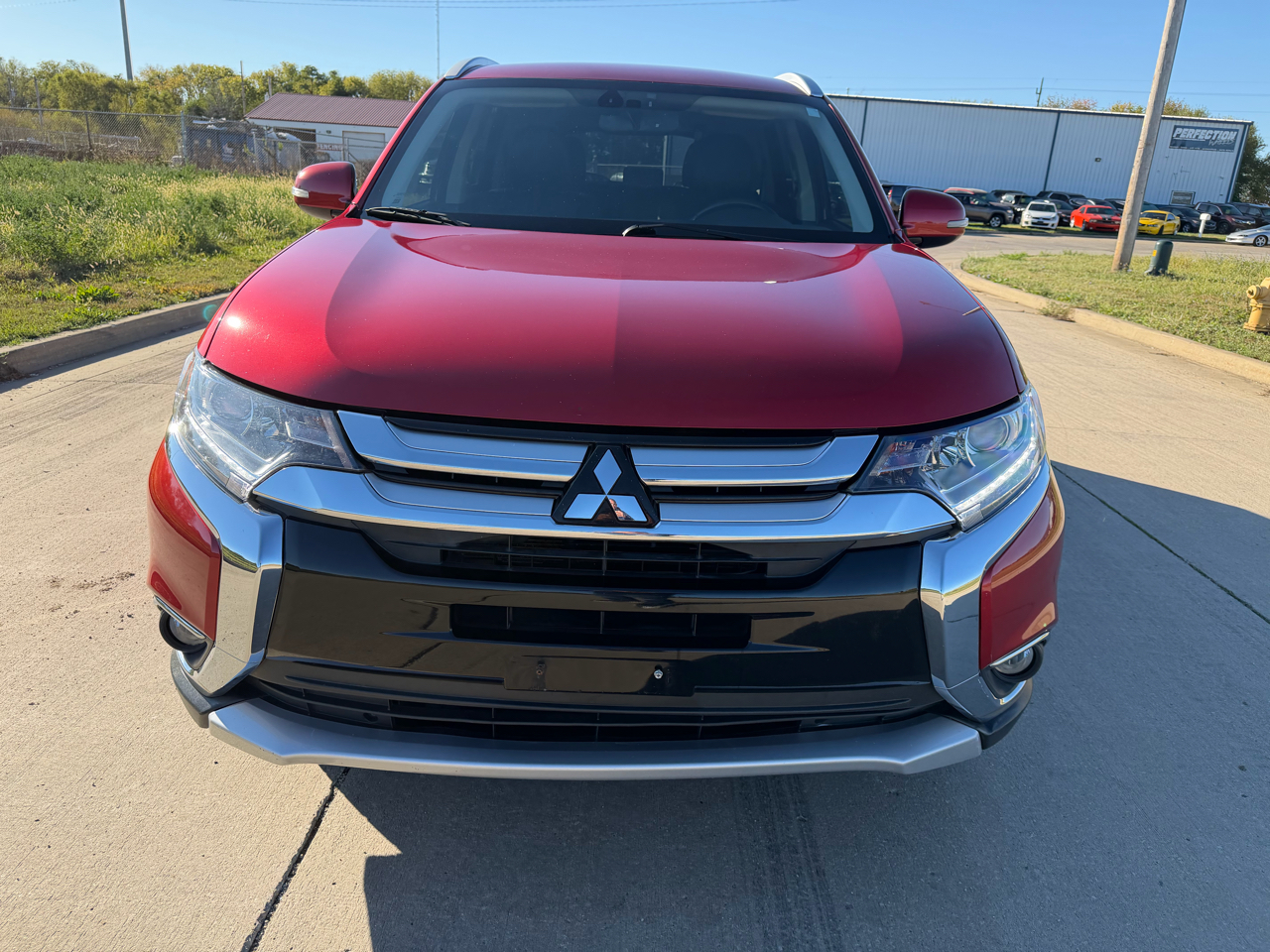Mitsubishi Outlander SEL FWD 2017 Mitsubishi Outlander SEL FWD 2017