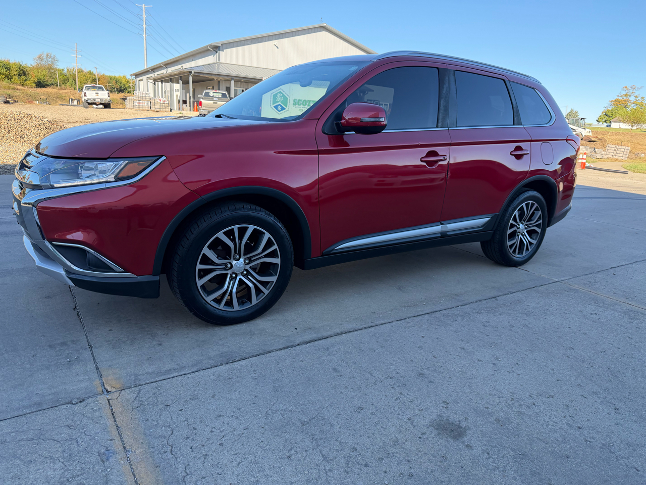 Mitsubishi Outlander SEL FWD 2017 Mitsubishi Outlander SEL FWD 2017