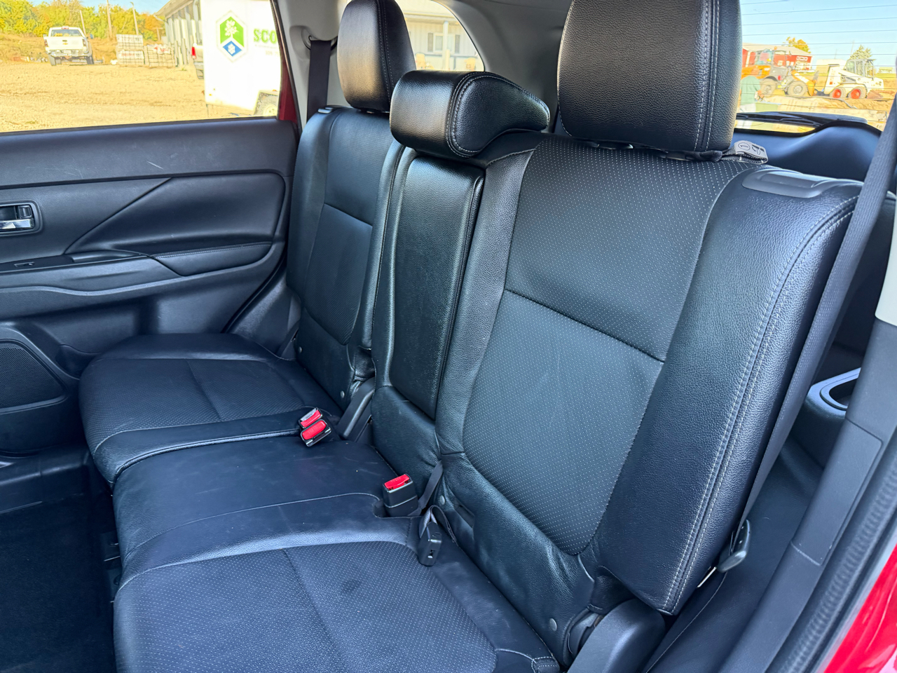 Mitsubishi Outlander SEL FWD 2017 Mitsubishi Outlander SEL FWD 2017