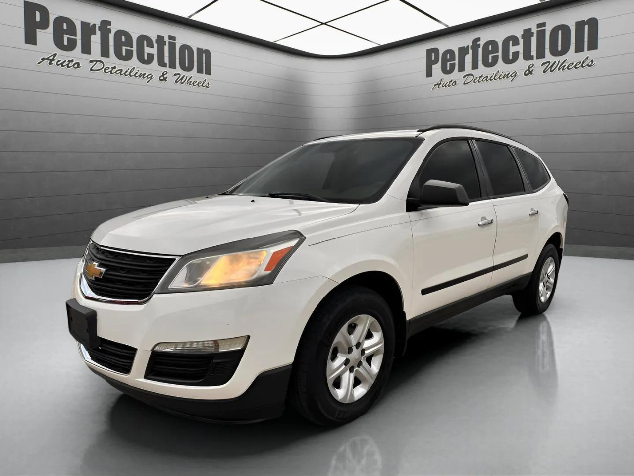 2014 Chevrolet Traverse FWD 4dr LS