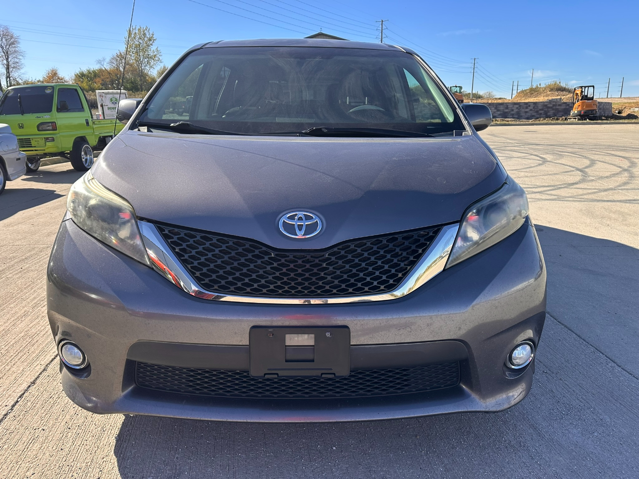 Toyota Sienna 5dr 8-Pass Van V6 SE FWD (Natl) 2011 Toyota Sienna 5dr 8-Pass Van V6 SE FWD (Natl) 2011