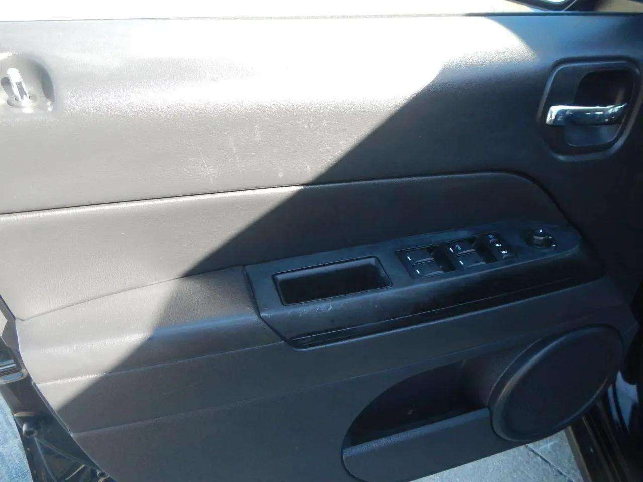 Jeep Patriot 4WD 4dr Latitude 2012