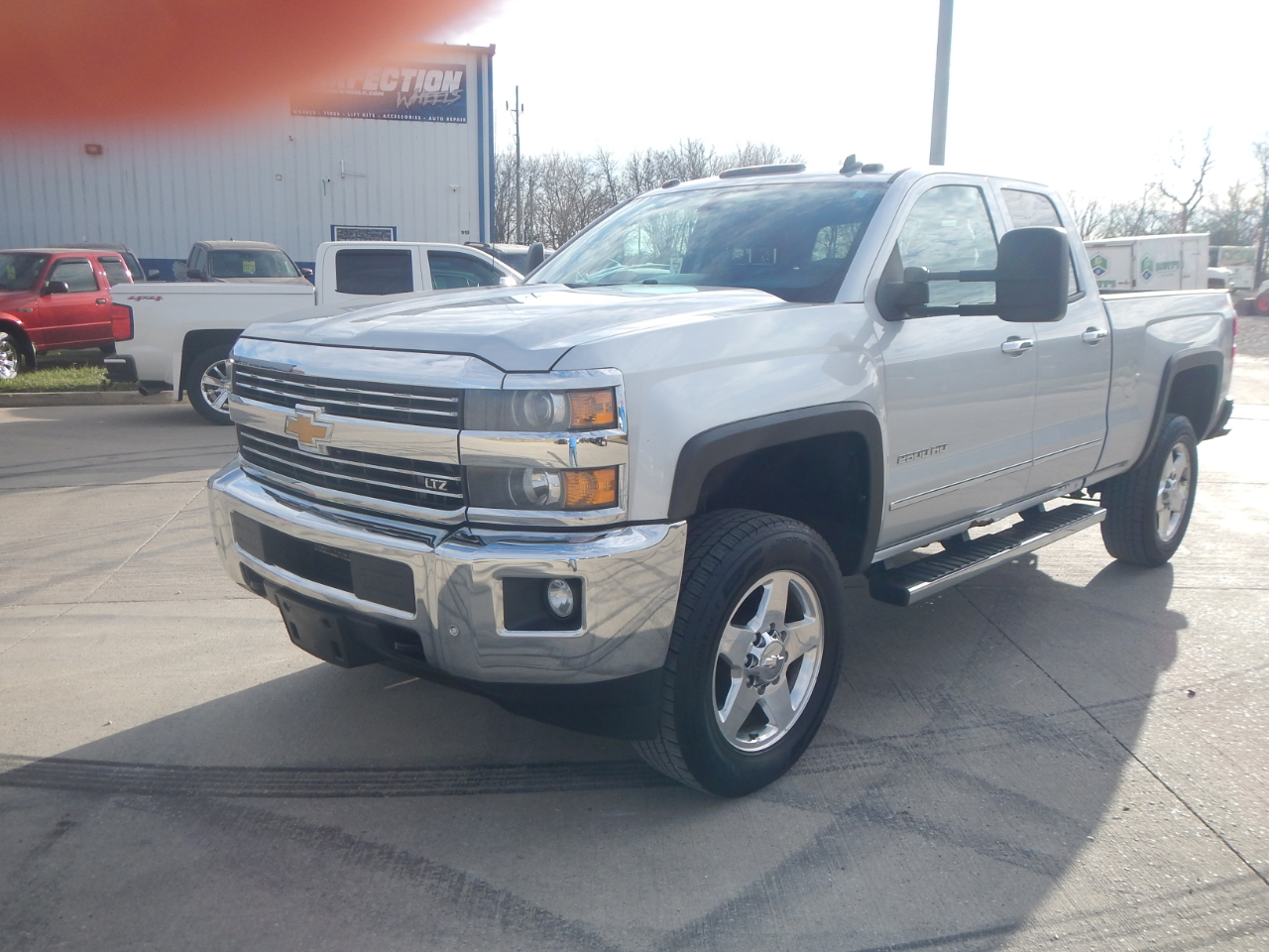 2015 Chevrolet Silverado 2500HD 4WD Double Cab 144.2" LTZ