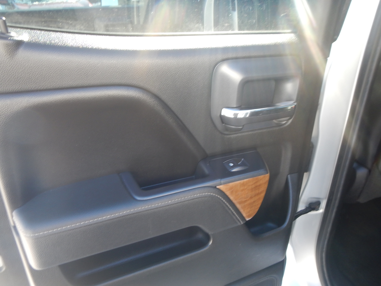 Chevrolet Silverado 2500HD 4WD Double Cab 144.2" LTZ 2015