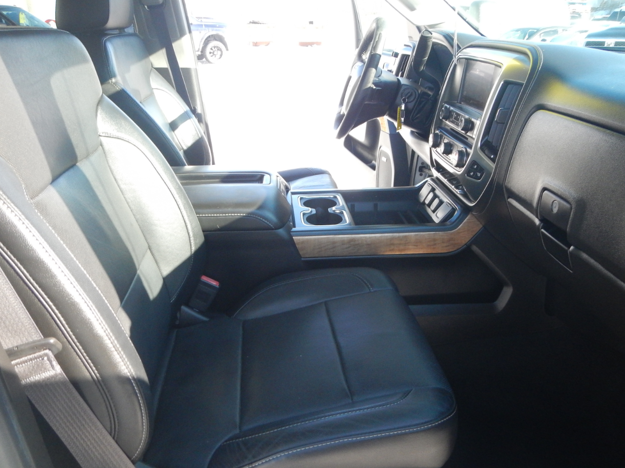 Chevrolet Silverado 2500HD 4WD Double Cab 144.2" LTZ 2015