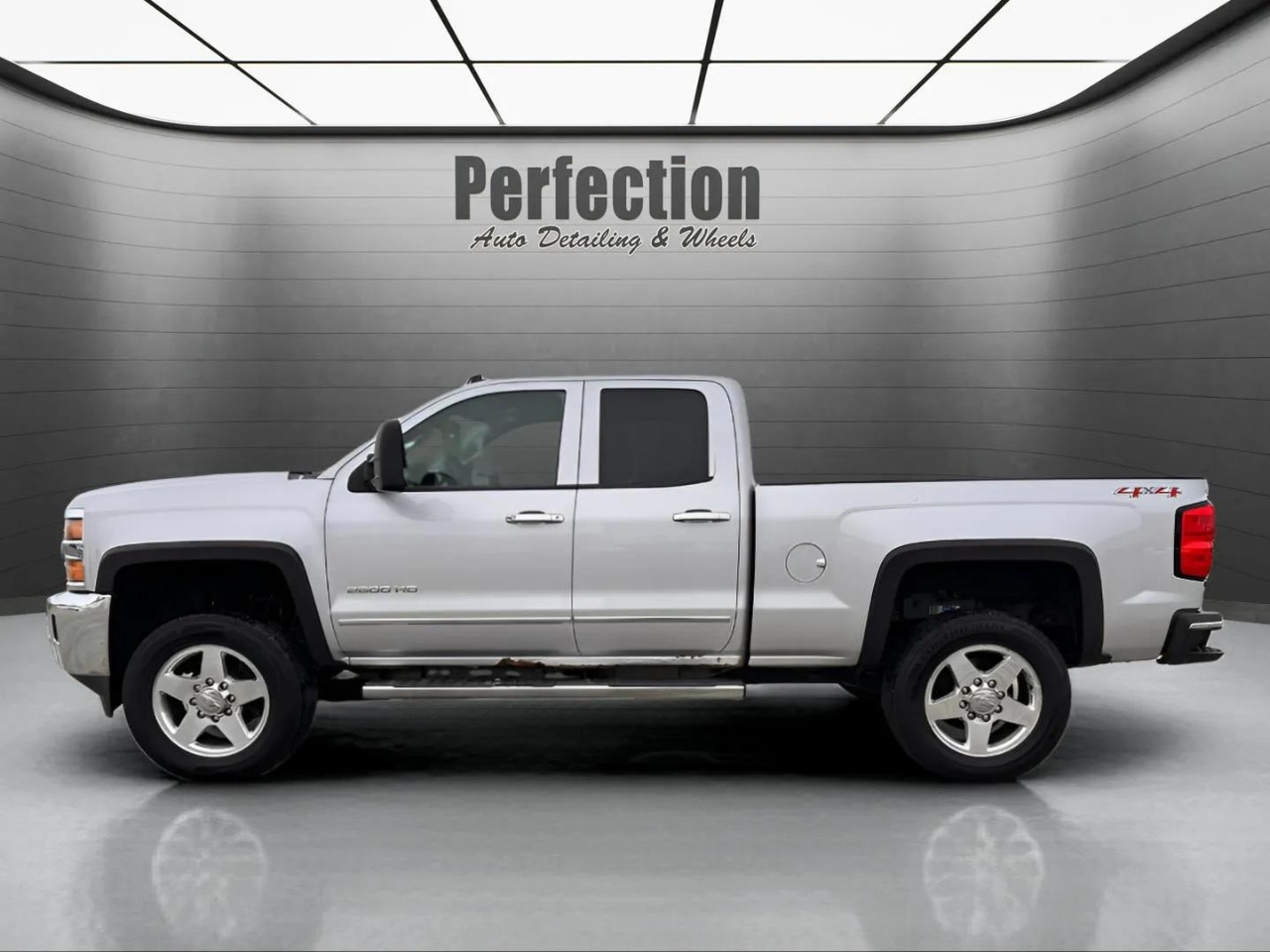 Chevrolet Silverado 2500HD 4WD Double Cab 144.2" LTZ 2015