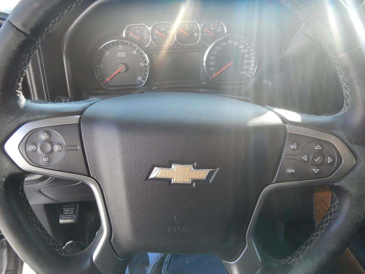 Chevrolet Silverado 2500HD 4WD Double Cab 144.2" LTZ 2015