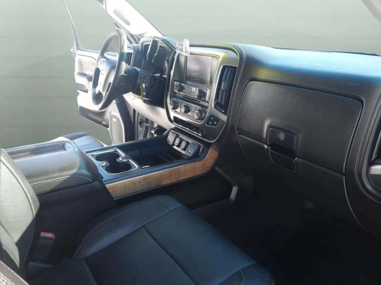 Chevrolet Silverado 2500HD 4WD Double Cab 144.2" LTZ 2015