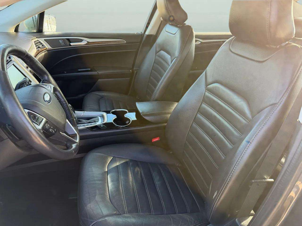 Ford Fusion 4dr Sdn SE FWD 2015