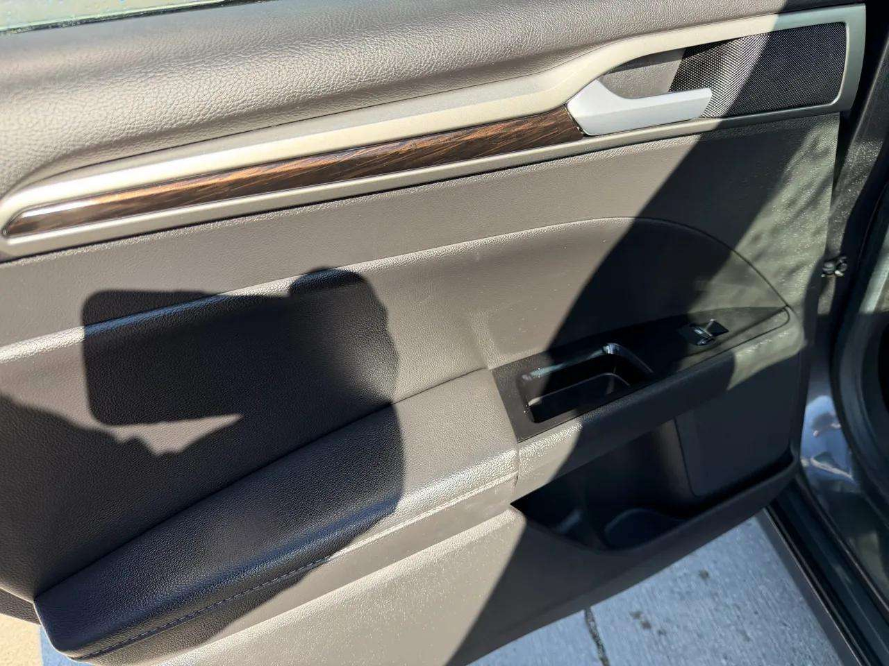 Ford Fusion 4dr Sdn SE FWD 2015