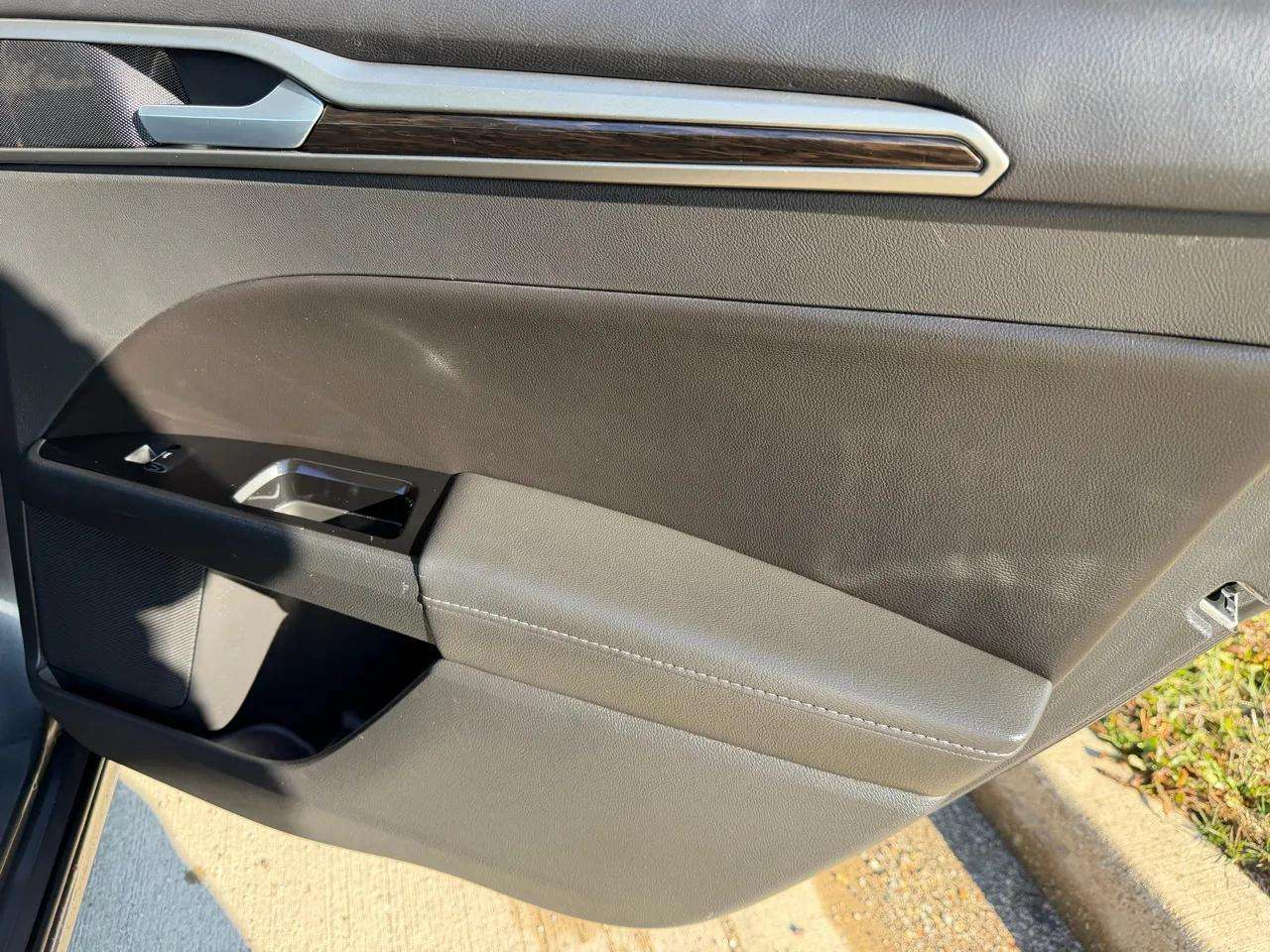 Ford Fusion 4dr Sdn SE FWD 2015