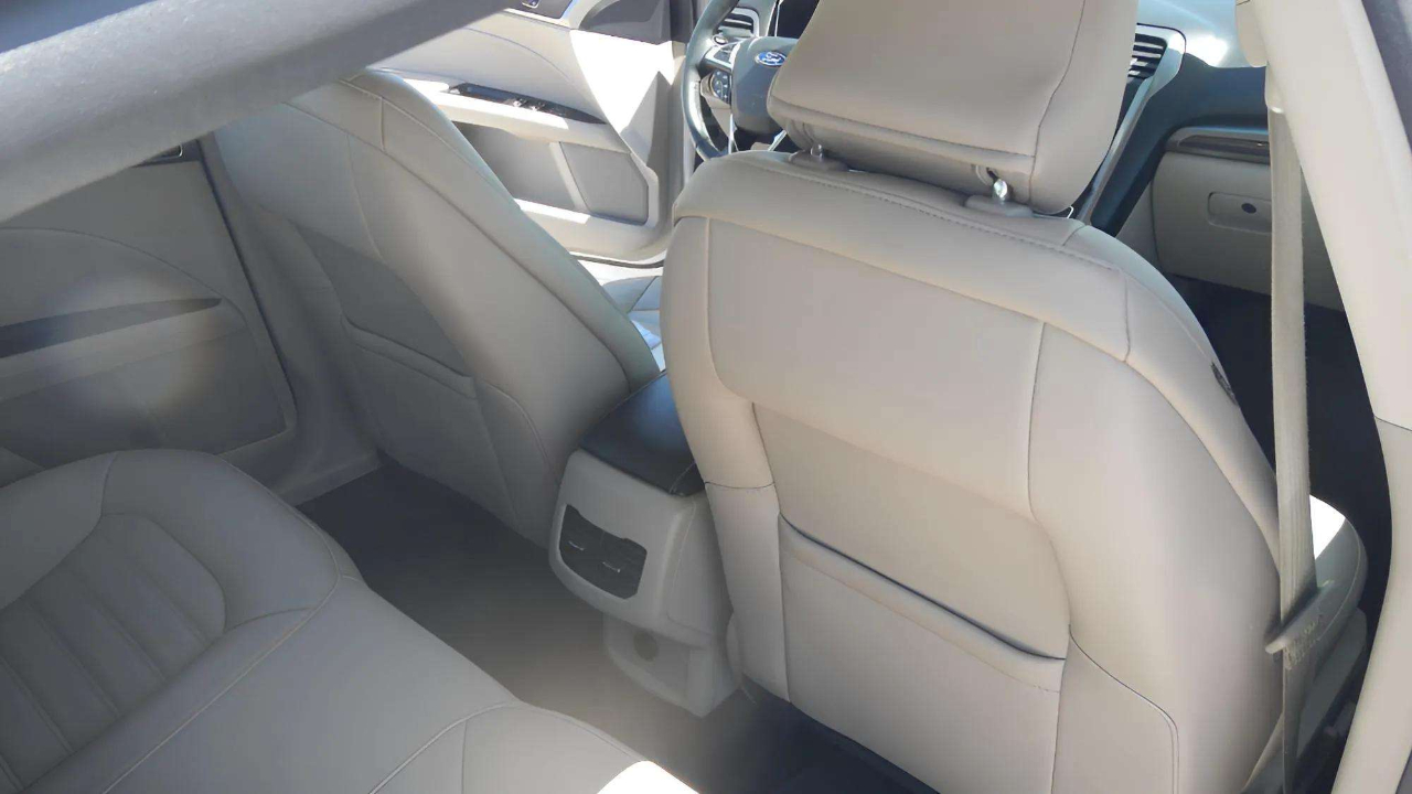 Ford Fusion 4dr Sdn SE FWD 2015