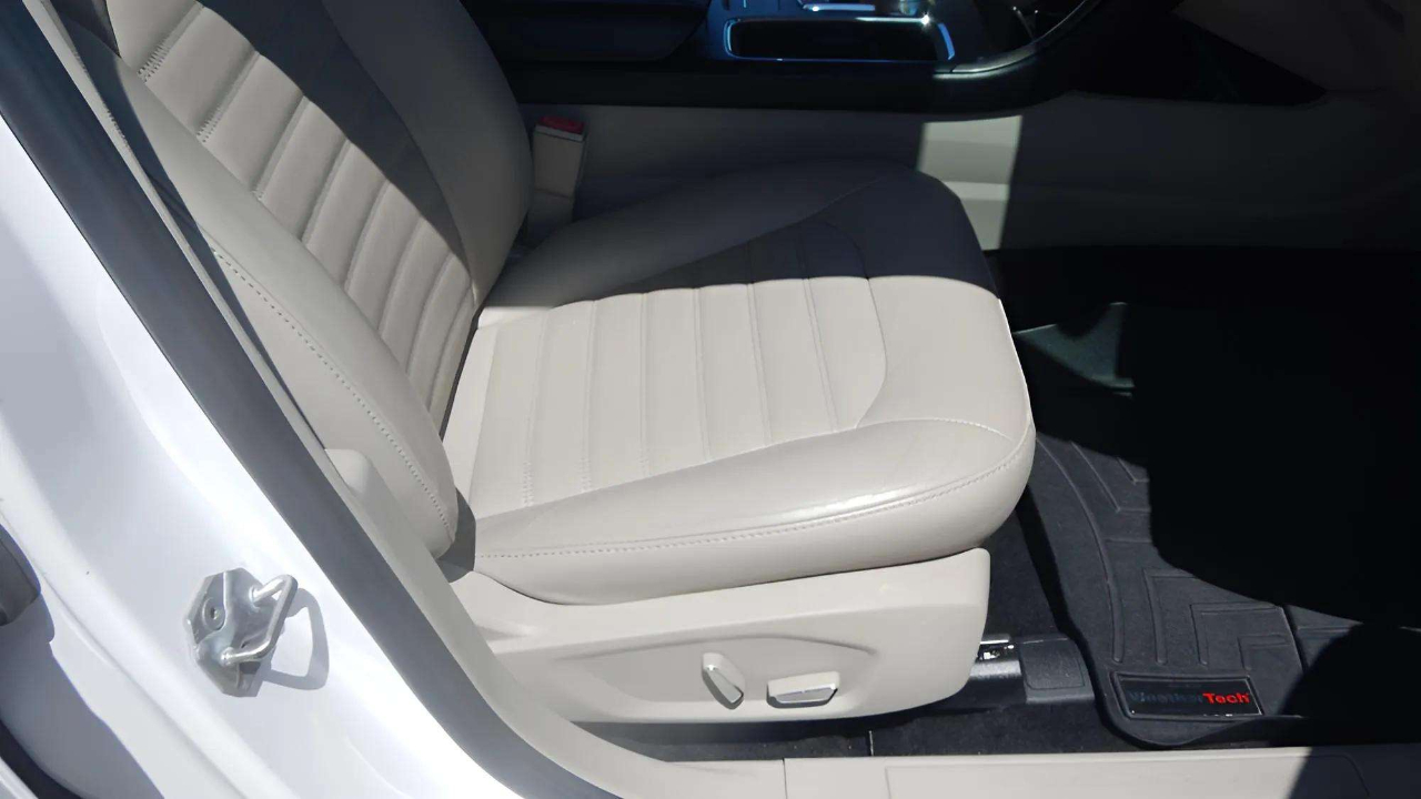 Ford Fusion 4dr Sdn SE FWD 2015