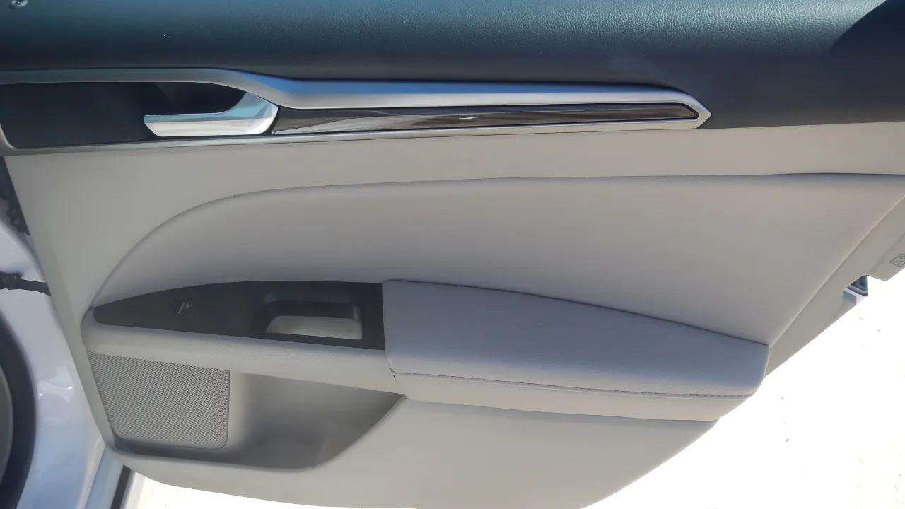 Ford Fusion 4dr Sdn SE FWD 2015