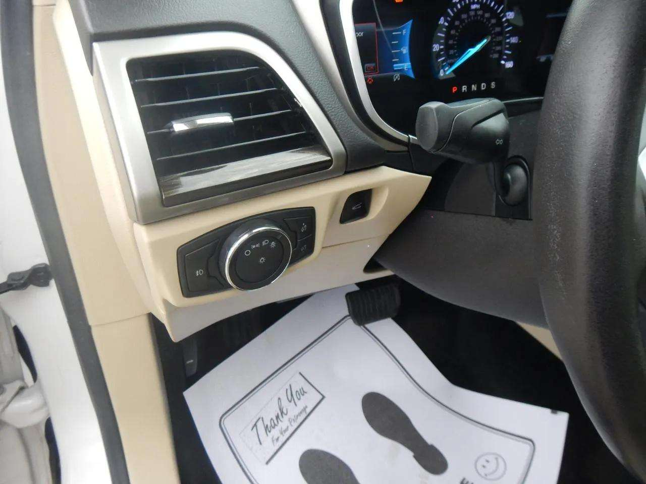 Ford Fusion 4dr Sdn SE FWD 2015