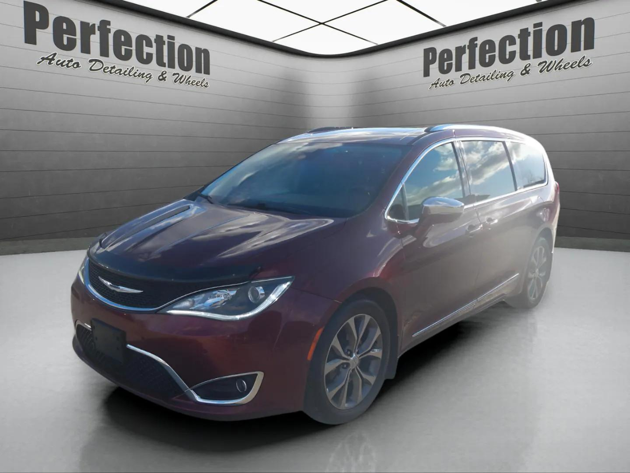 2017 Chrysler Pacifica Limited FWD