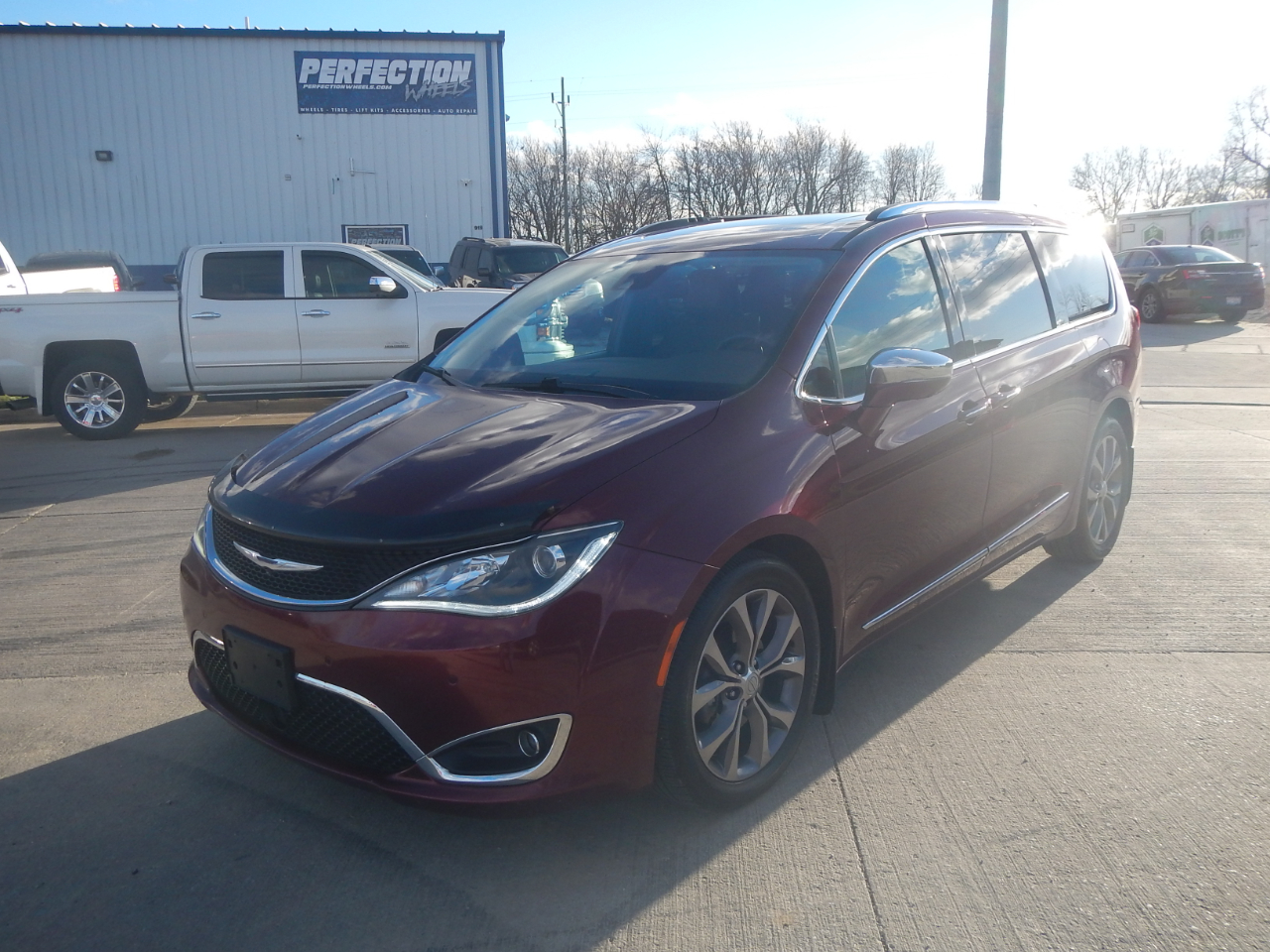 Chrysler Pacifica Limited FWD 2017