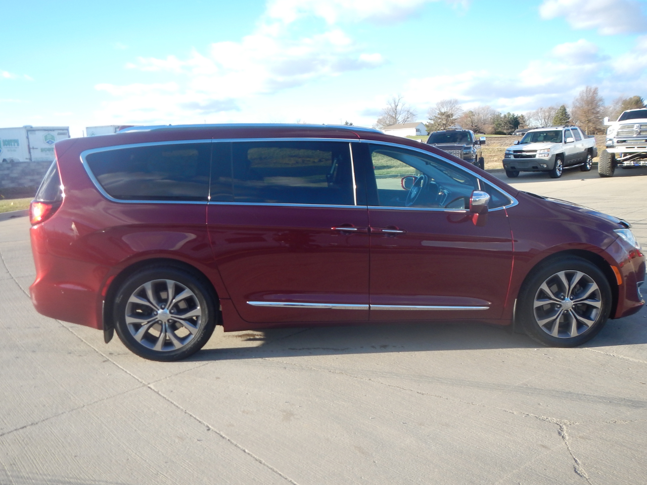 Chrysler Pacifica Limited FWD 2017