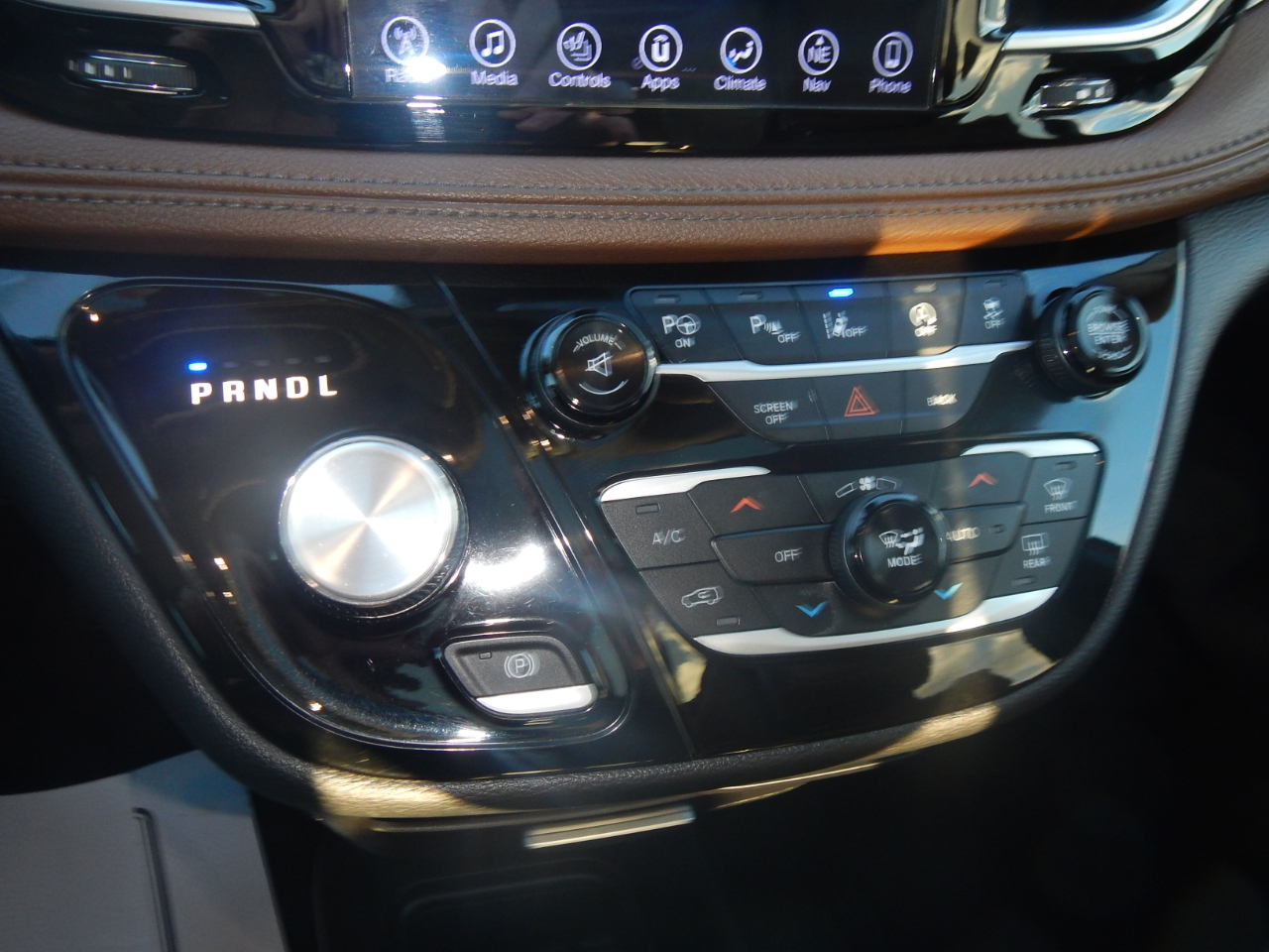 Chrysler Pacifica Limited FWD 2017