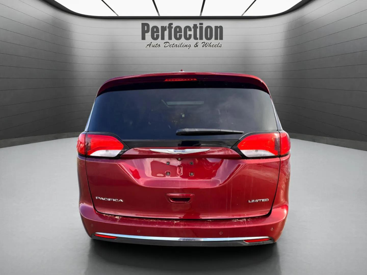 Chrysler Pacifica Limited FWD 2017