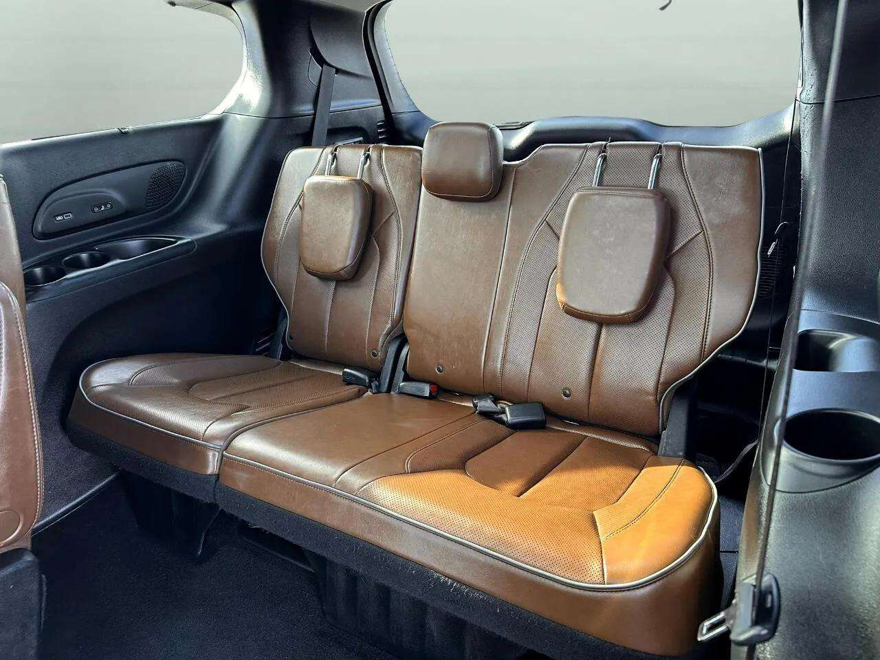 Chrysler Pacifica Limited FWD 2017