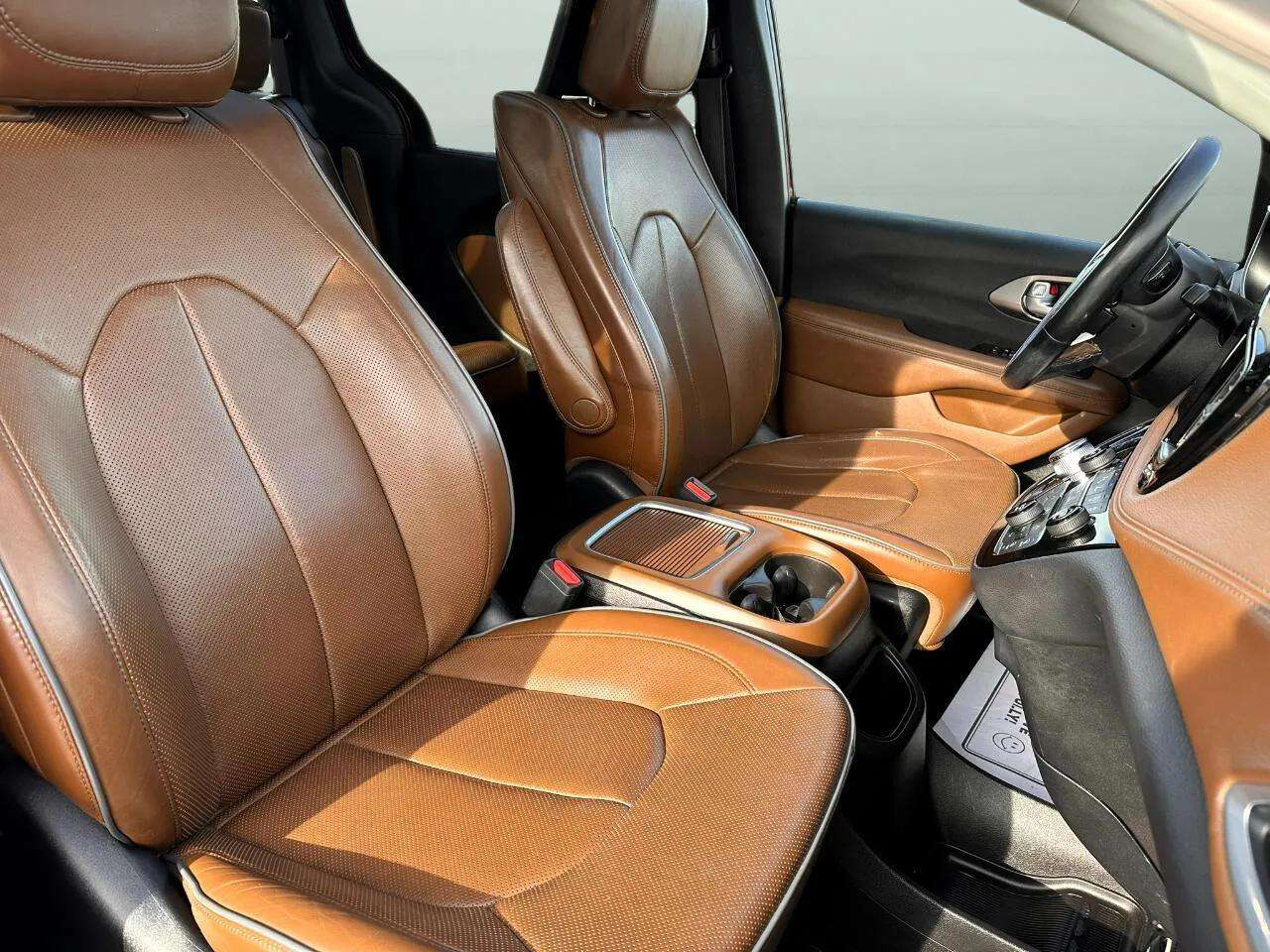 Chrysler Pacifica Limited FWD 2017