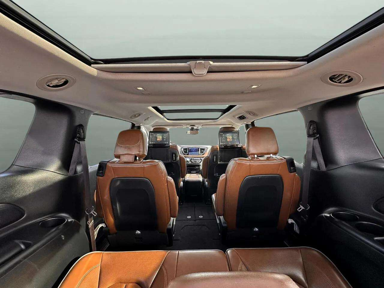 Chrysler Pacifica Limited FWD 2017