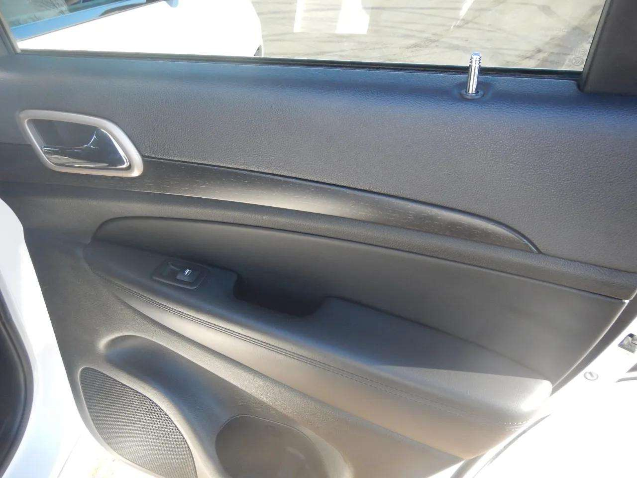 Jeep Grand Cherokee 4WD 4dr Altitude 2015