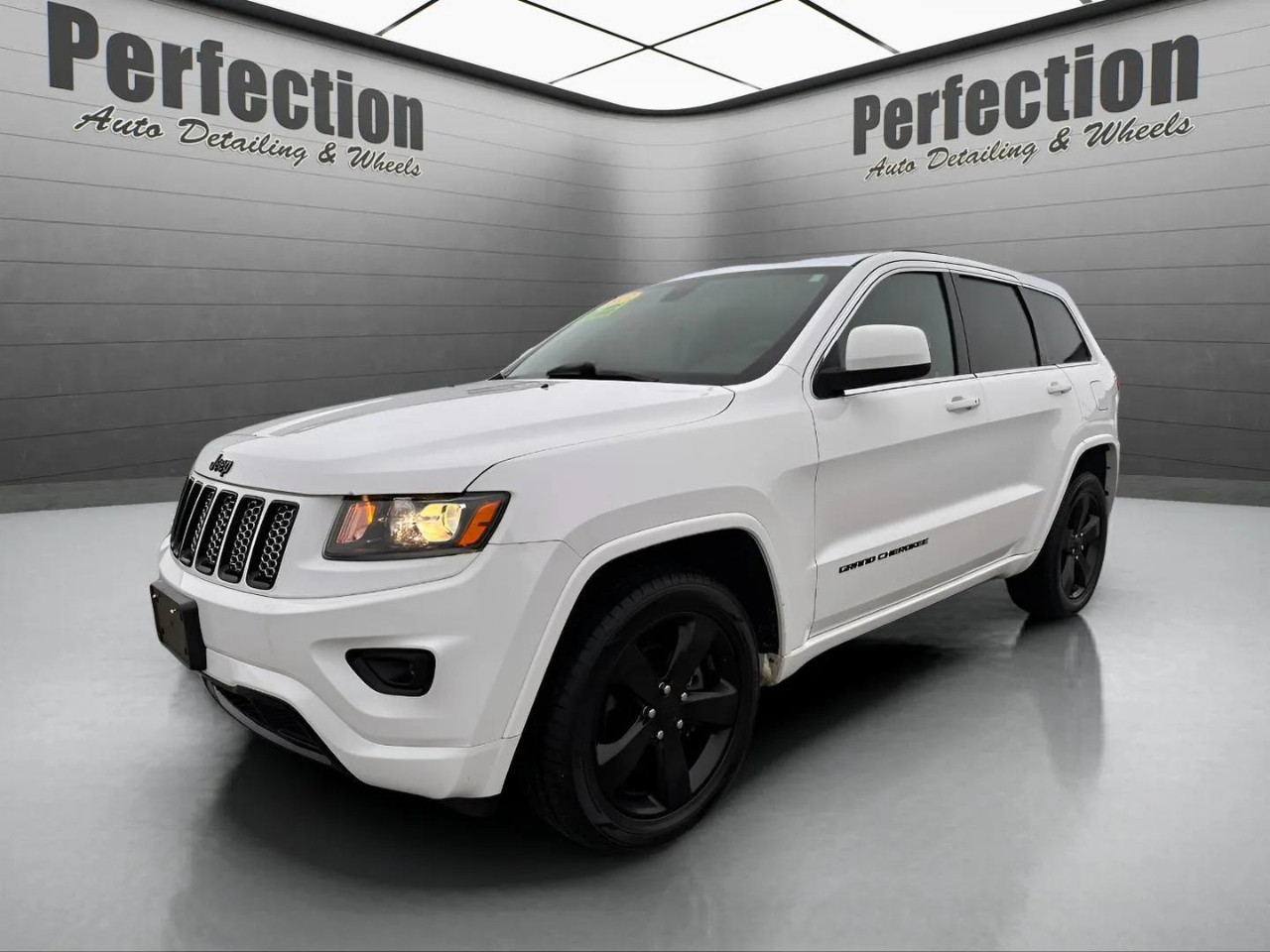 2015 Jeep Grand Cherokee Altitude's photo