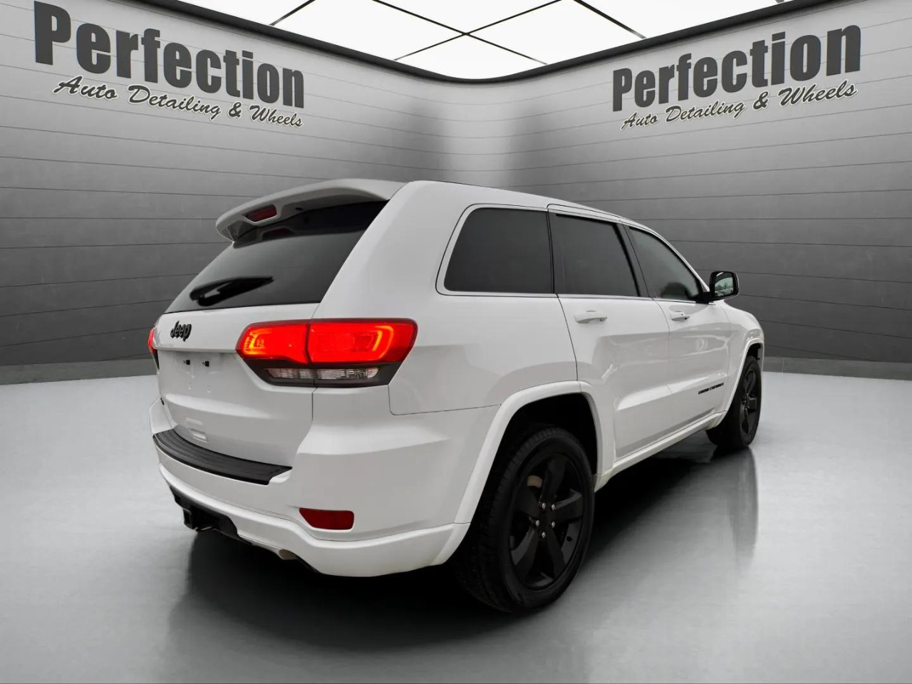 Jeep Grand Cherokee 4WD 4dr Altitude 2015