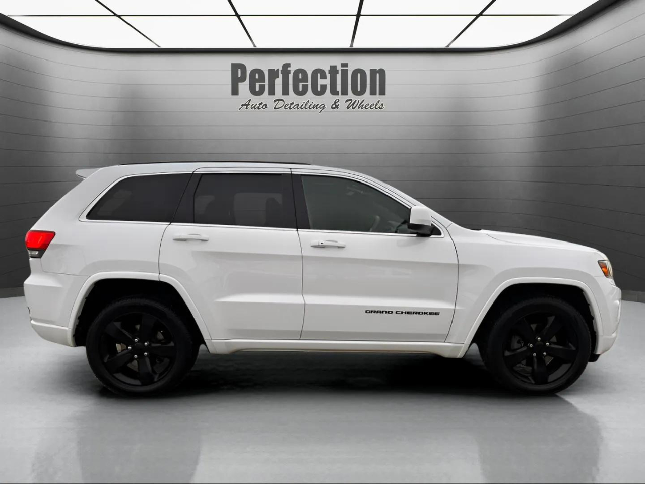 Jeep Grand Cherokee 4WD 4dr Altitude 2015
