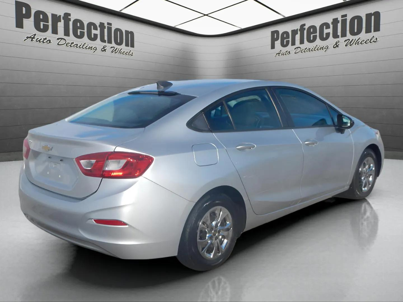 Chevrolet Cruze 4dr Sdn 1.4L LS w/1SB 2017