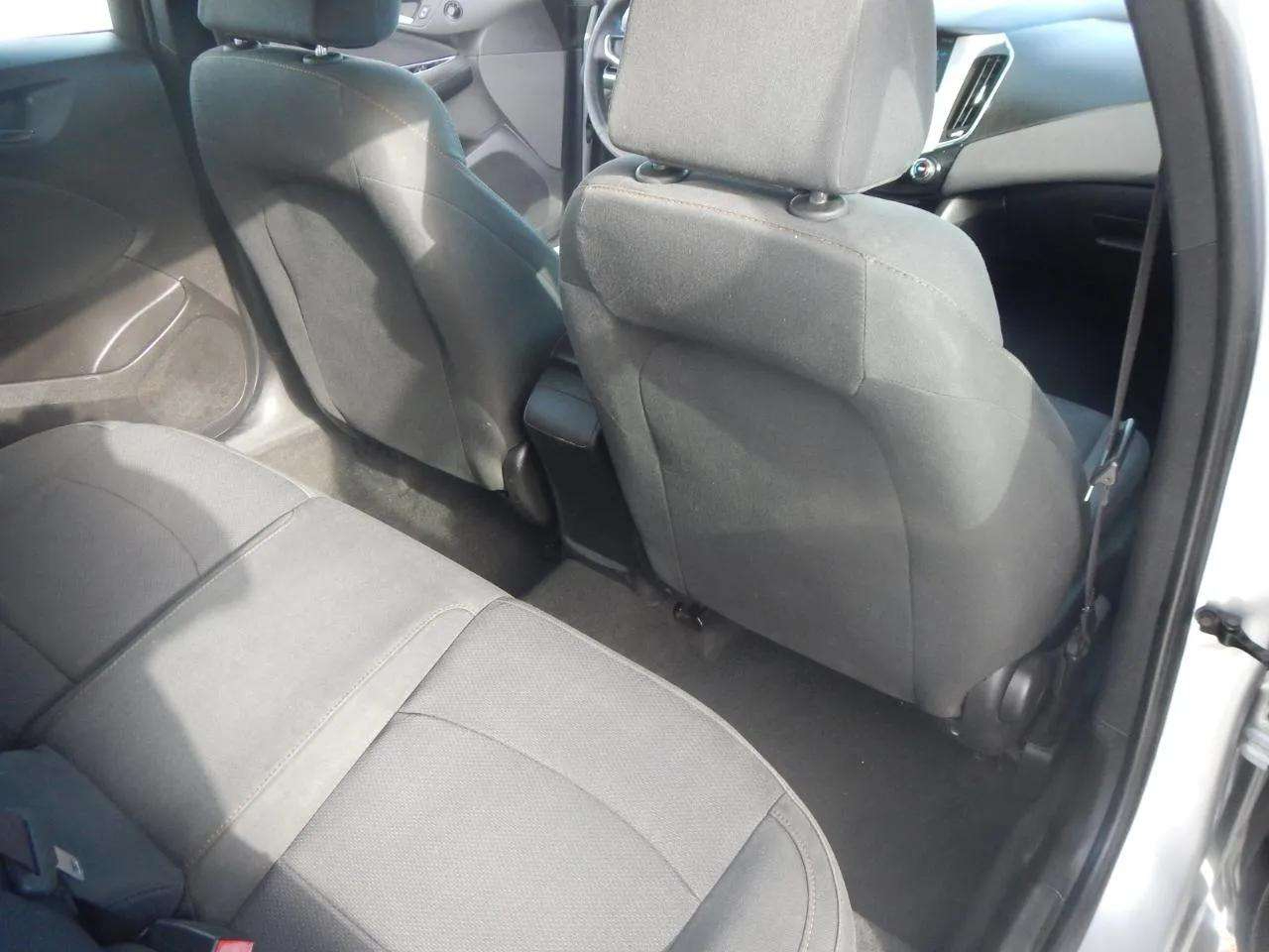 Chevrolet Cruze 4dr Sdn 1.4L LS w/1SB 2017