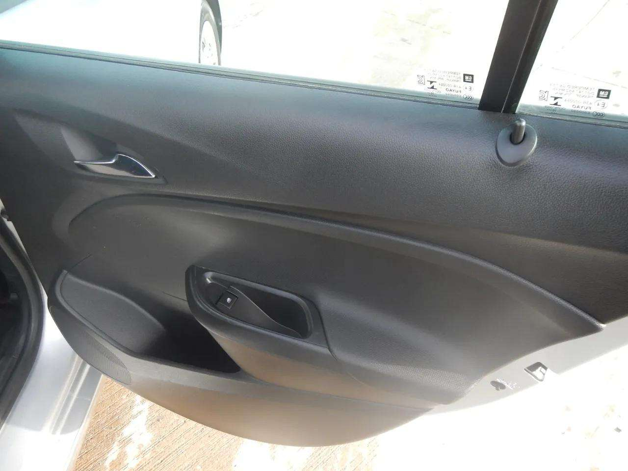 Chevrolet Cruze 4dr Sdn 1.4L LS w/1SB 2017